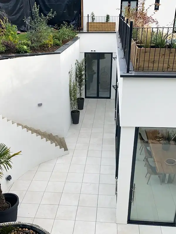 Site manager overseeing quality control, health and safety, and a tidy residential site